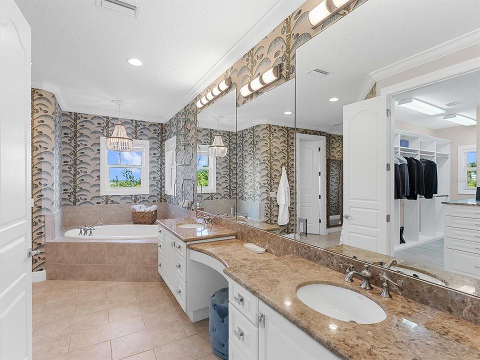 待售: $5,990,000 (4 贝兹, 5 浴室, 5397 平方英尺)