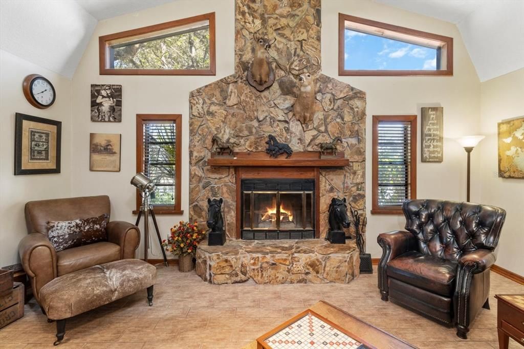 待售: $575,000 (3 贝兹, 2 浴室, 2112 平方英尺)