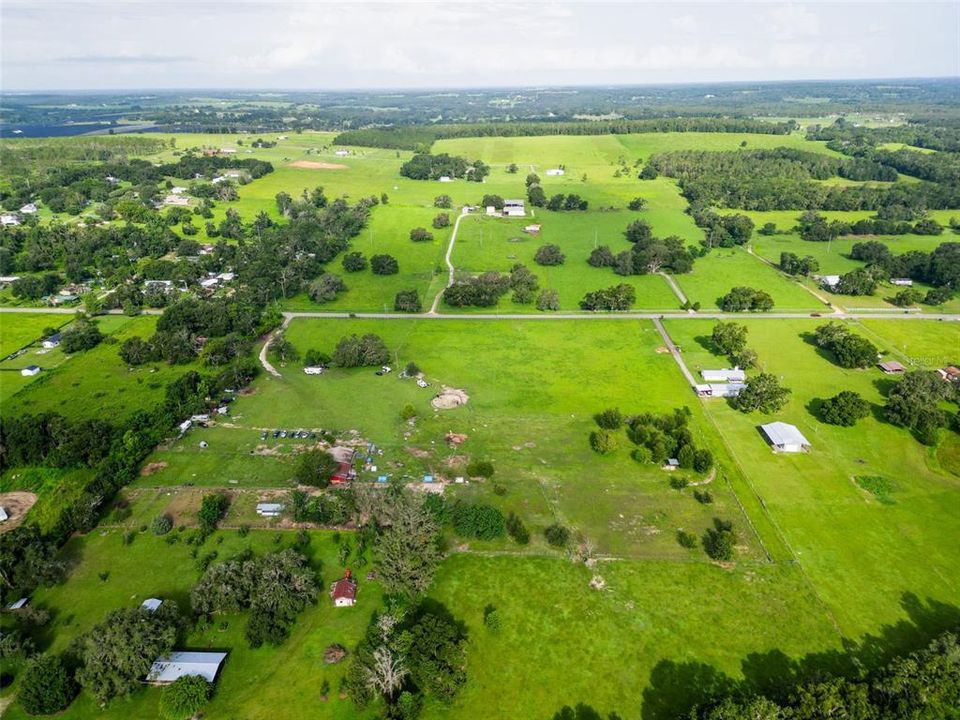 待售: $339,999 (6.03 acres)