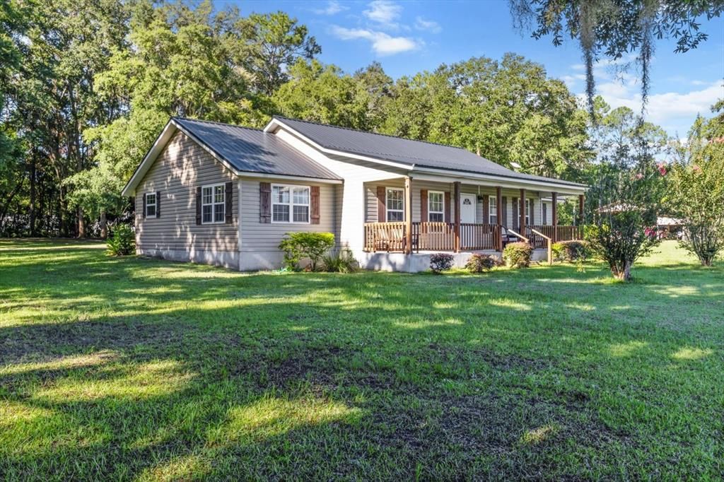 For Sale: $540,000 (3 beds, 2 baths, 2196 Square Feet)