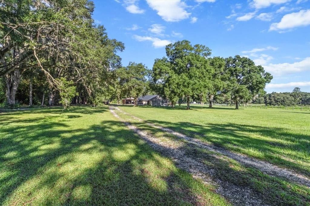 For Sale: $540,000 (3 beds, 2 baths, 2196 Square Feet)