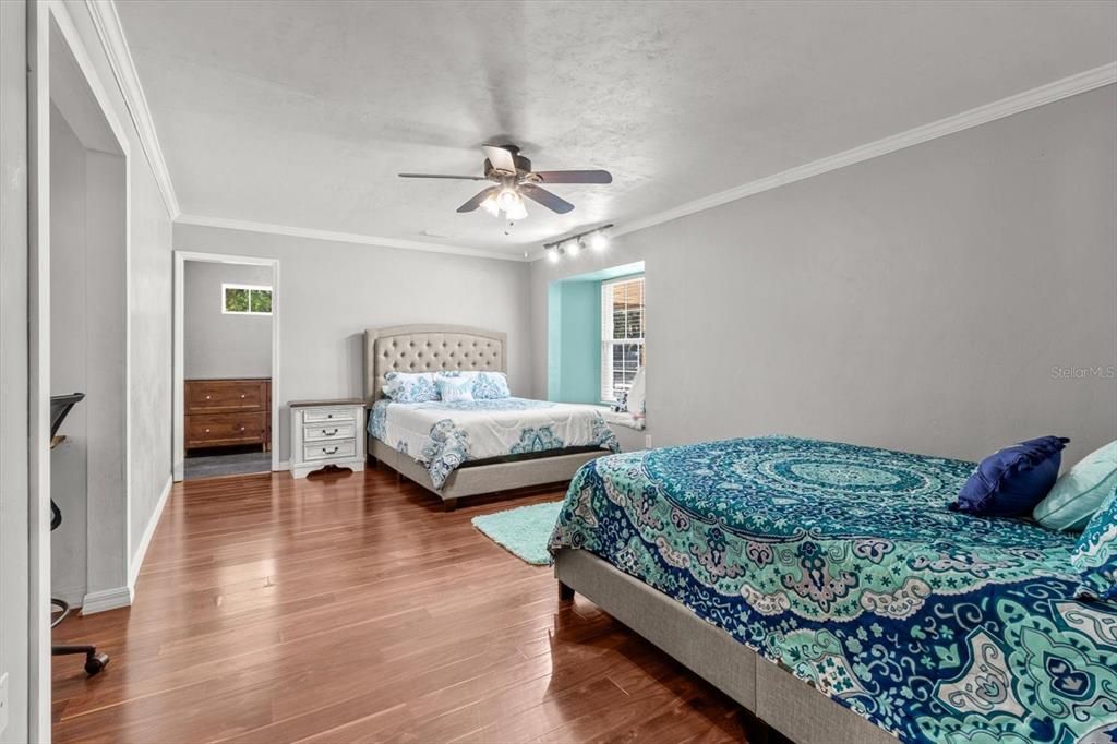 For Sale: $540,000 (3 beds, 2 baths, 2196 Square Feet)