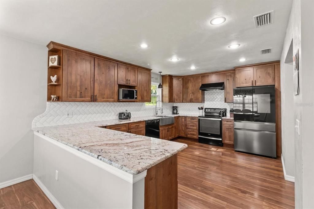 For Sale: $540,000 (3 beds, 2 baths, 2196 Square Feet)