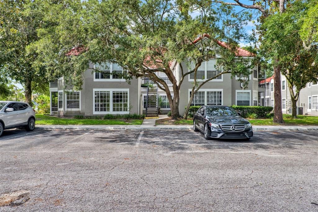 For Sale: $215,000 (2 beds, 2 baths, 1151 Square Feet)