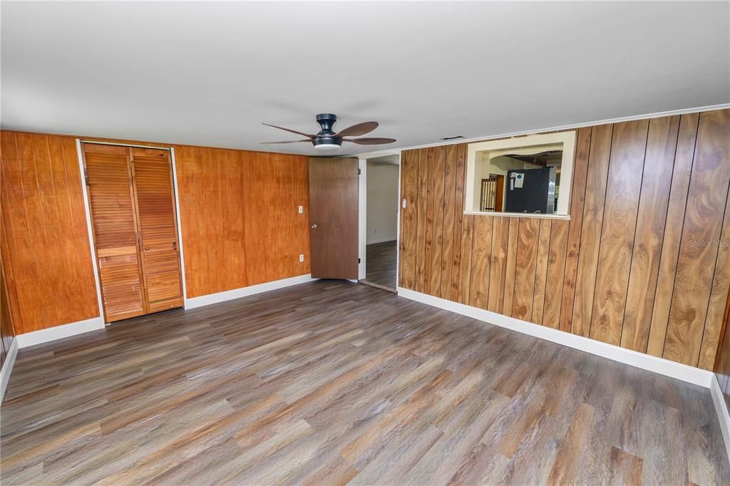 Activo con contrato: $245,000 (3 camas, 1 baños, 1328 Pies cuadrados)