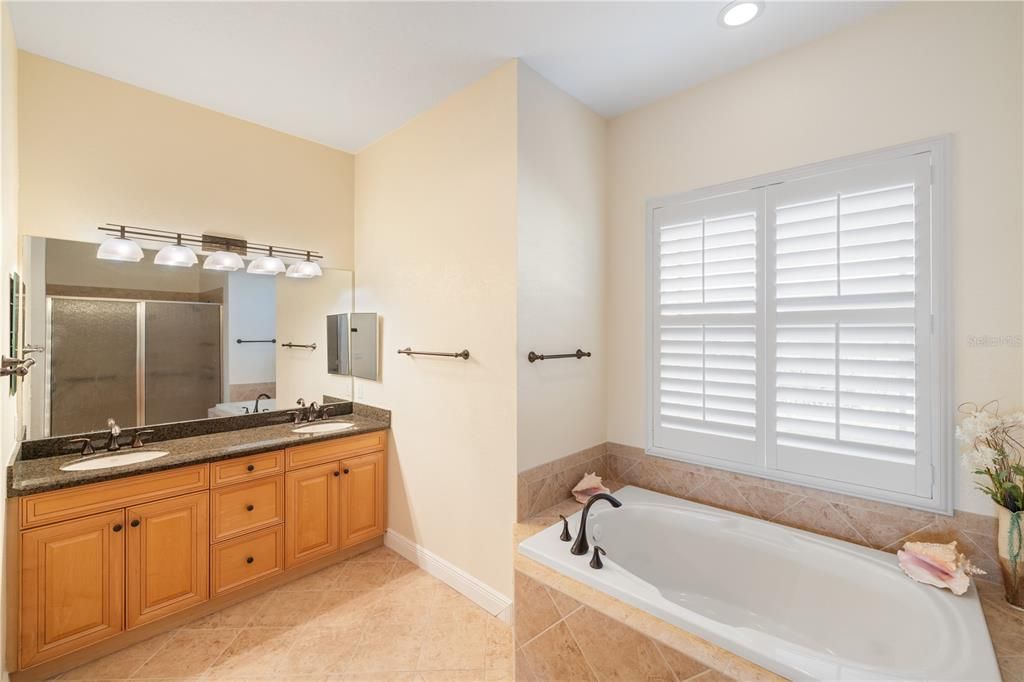 For Sale: $1,329,000 (4 beds, 3 baths, 4113 Square Feet)