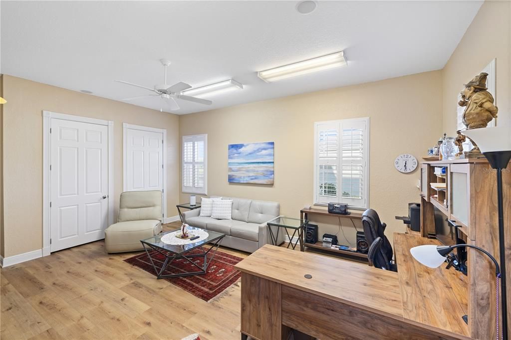 For Sale: $1,329,000 (4 beds, 3 baths, 4113 Square Feet)