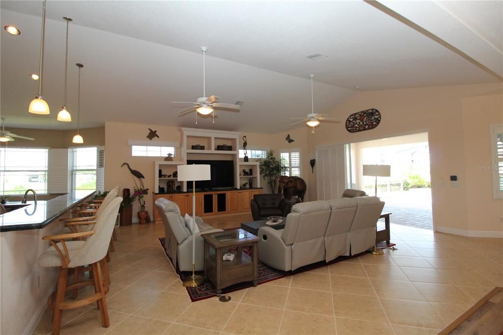 For Sale: $1,329,000 (4 beds, 3 baths, 4113 Square Feet)