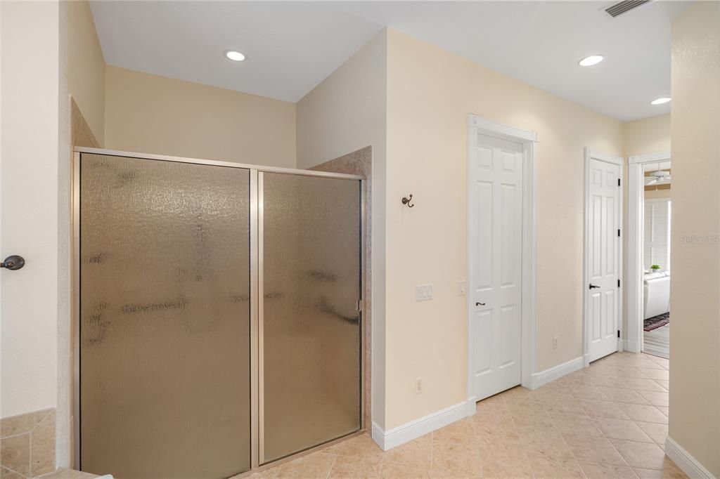 For Sale: $1,329,000 (4 beds, 3 baths, 4113 Square Feet)