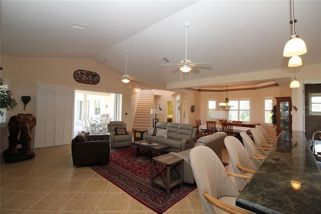 For Sale: $1,329,000 (4 beds, 3 baths, 4113 Square Feet)