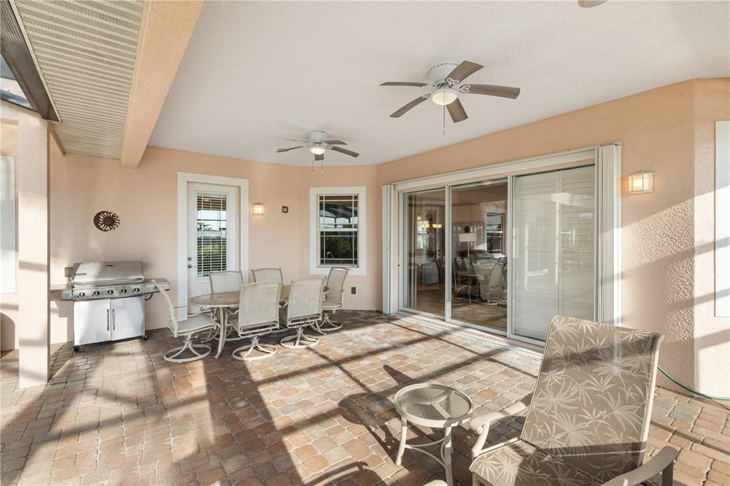 For Sale: $1,329,000 (4 beds, 3 baths, 4113 Square Feet)