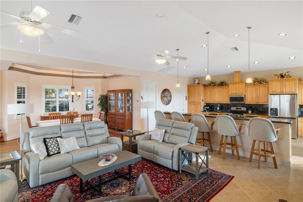 For Sale: $1,329,000 (4 beds, 3 baths, 4113 Square Feet)