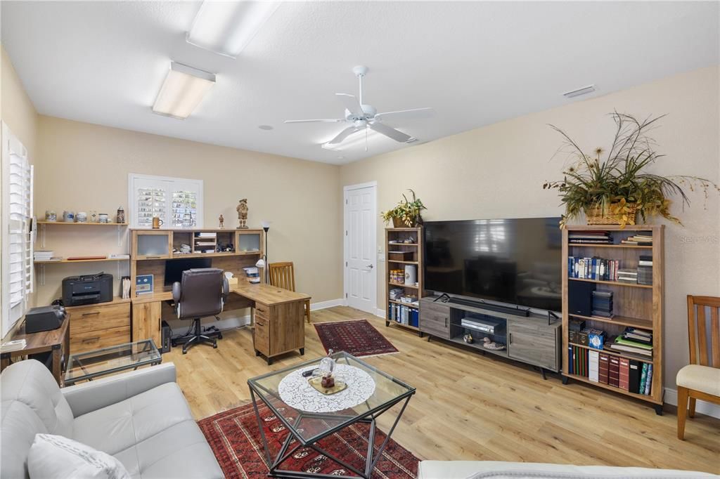 For Sale: $1,329,000 (4 beds, 3 baths, 4113 Square Feet)