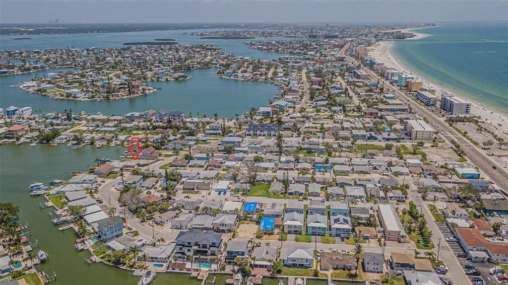 En Venta: $875,000 (0.14 acres)