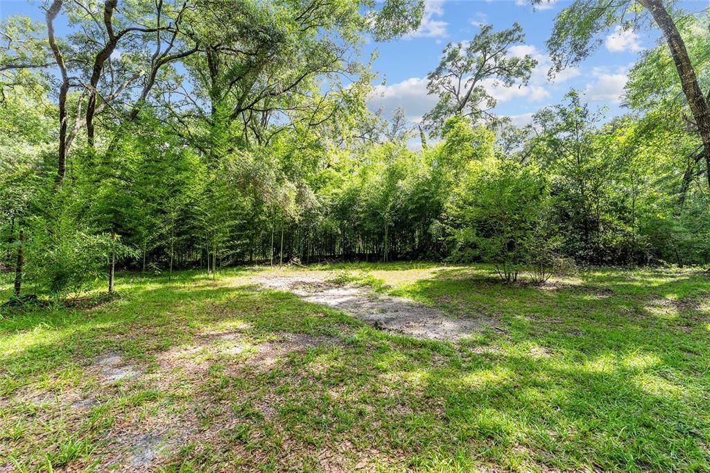 For Sale: $400,000 (3 beds, 2 baths, 924 Square Feet)