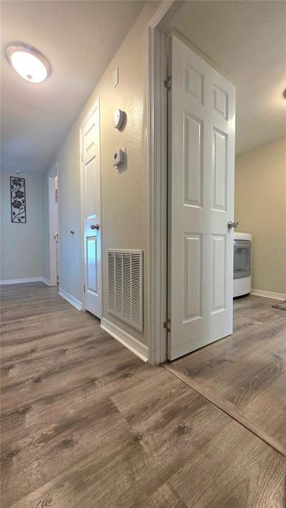 For Sale: $239,000 (2 beds, 2 baths, 1784 Square Feet)