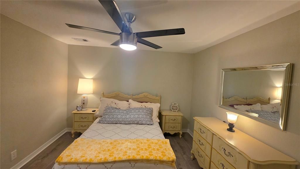 For Sale: $239,000 (2 beds, 2 baths, 1784 Square Feet)