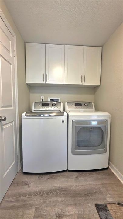 For Sale: $239,000 (2 beds, 2 baths, 1784 Square Feet)