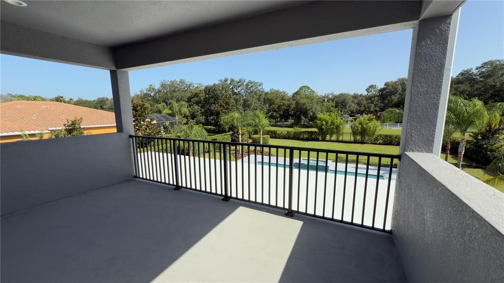 For Sale: $1,399,000 (5 beds, 3 baths, 4520 Square Feet)