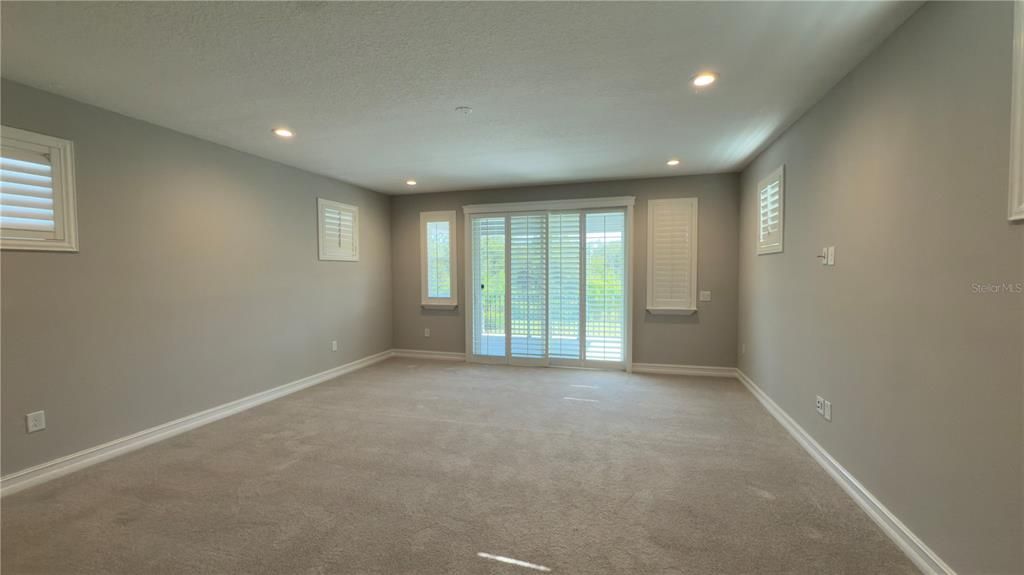 For Sale: $1,399,000 (5 beds, 3 baths, 4520 Square Feet)