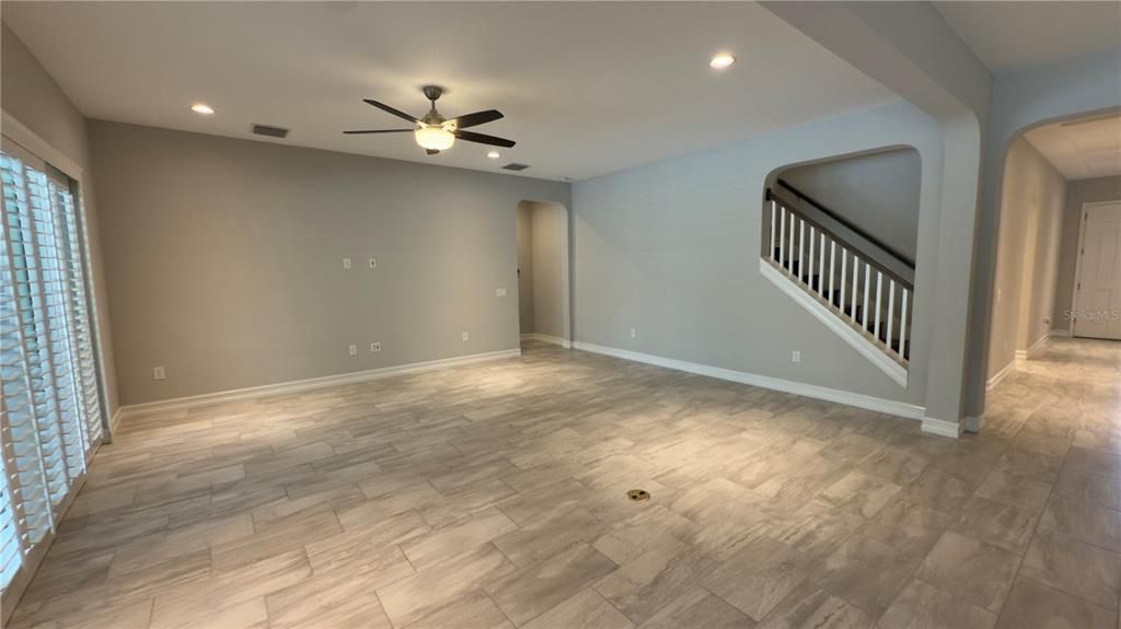 For Sale: $1,399,000 (5 beds, 3 baths, 4520 Square Feet)