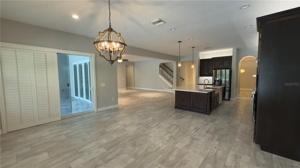 For Sale: $1,399,000 (5 beds, 3 baths, 4520 Square Feet)