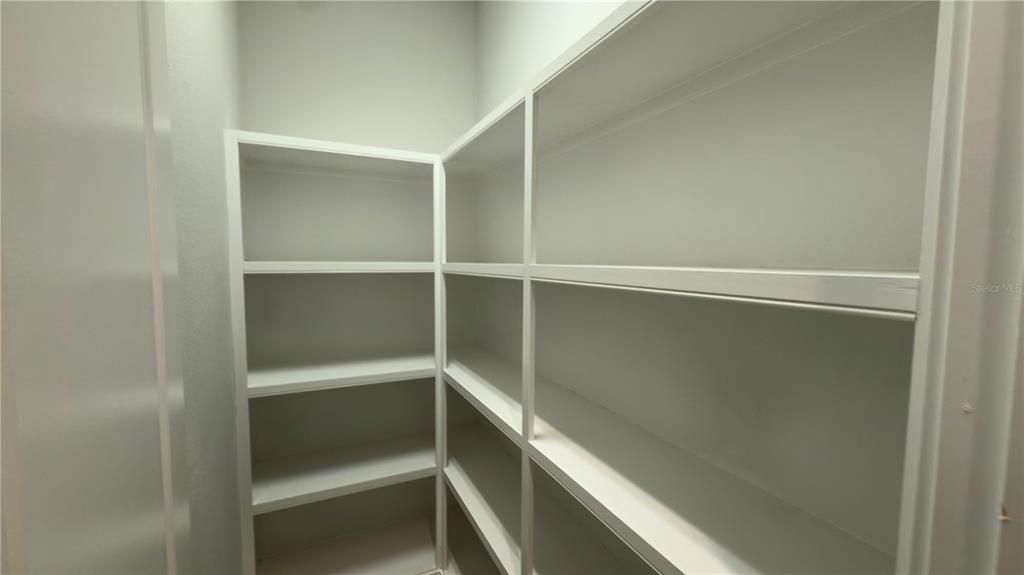 For Sale: $1,399,000 (5 beds, 3 baths, 4520 Square Feet)