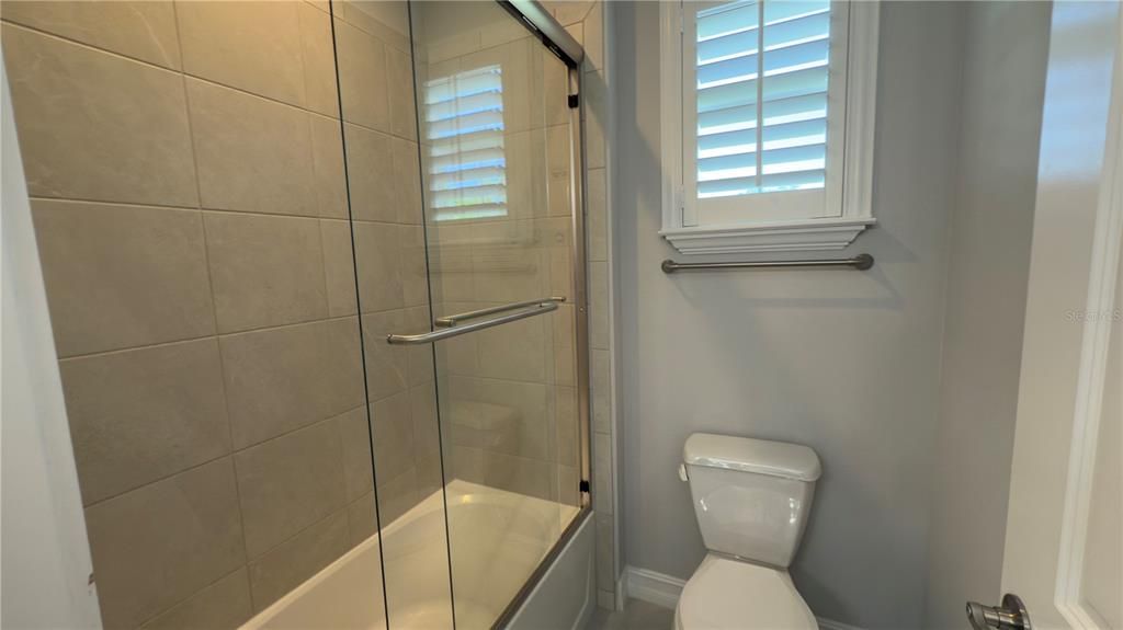 For Sale: $1,399,000 (5 beds, 3 baths, 4520 Square Feet)