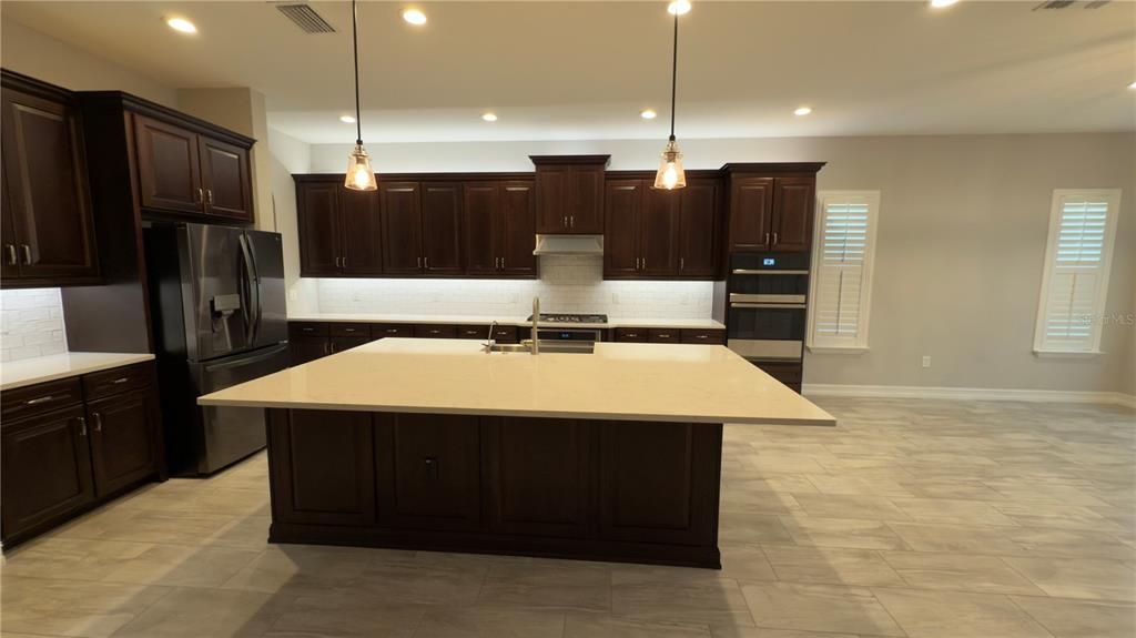 For Sale: $1,399,000 (5 beds, 3 baths, 4520 Square Feet)