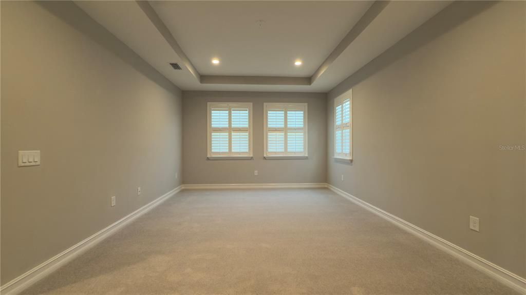 For Sale: $1,399,000 (5 beds, 3 baths, 4520 Square Feet)