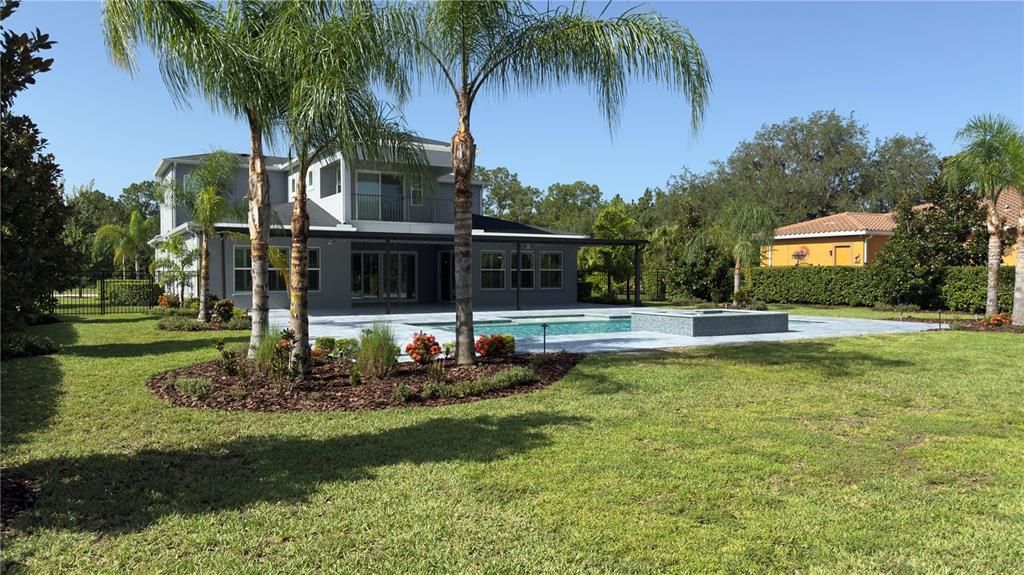 For Sale: $1,399,000 (5 beds, 3 baths, 4520 Square Feet)