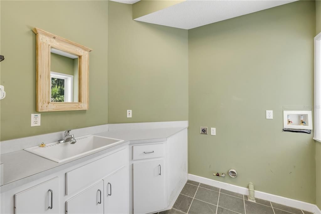 На продажу: $1,049,000 (3 спален, 3 ванн, 2692 Квадратных фут)