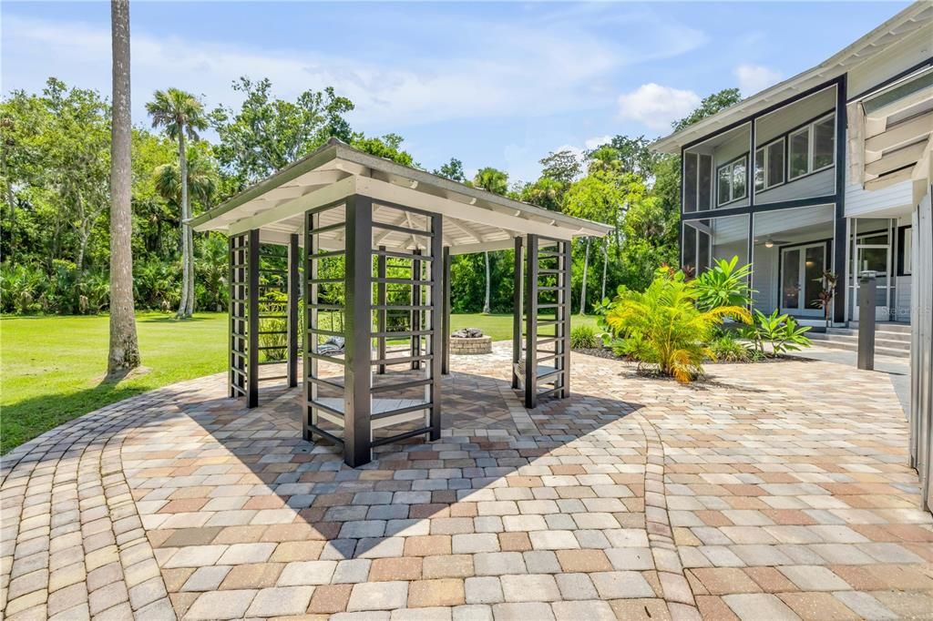 На продажу: $1,049,000 (3 спален, 3 ванн, 2692 Квадратных фут)