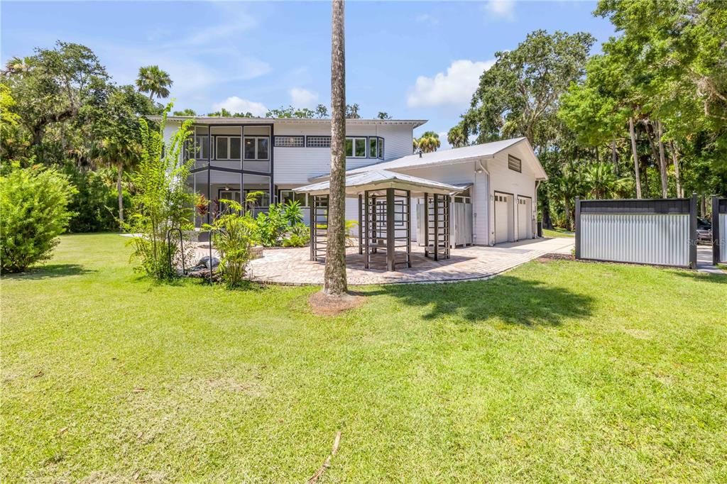 На продажу: $1,049,000 (3 спален, 3 ванн, 2692 Квадратных фут)