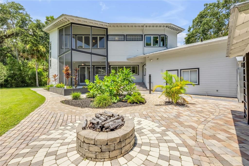 На продажу: $1,049,000 (3 спален, 3 ванн, 2692 Квадратных фут)