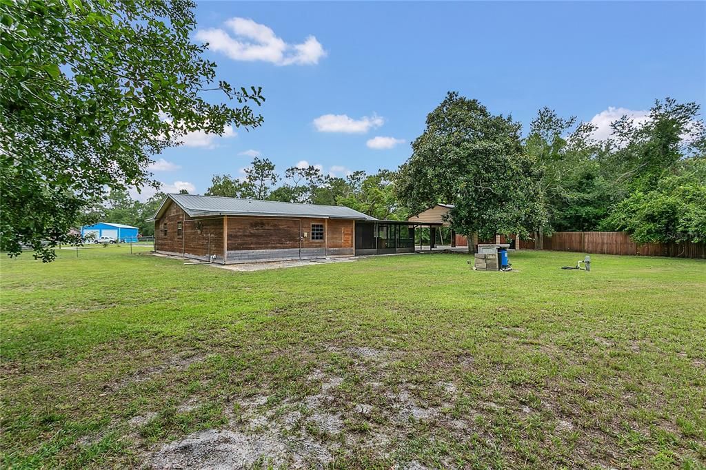 For Sale: $405,000 (2 beds, 2 baths, 1706 Square Feet)