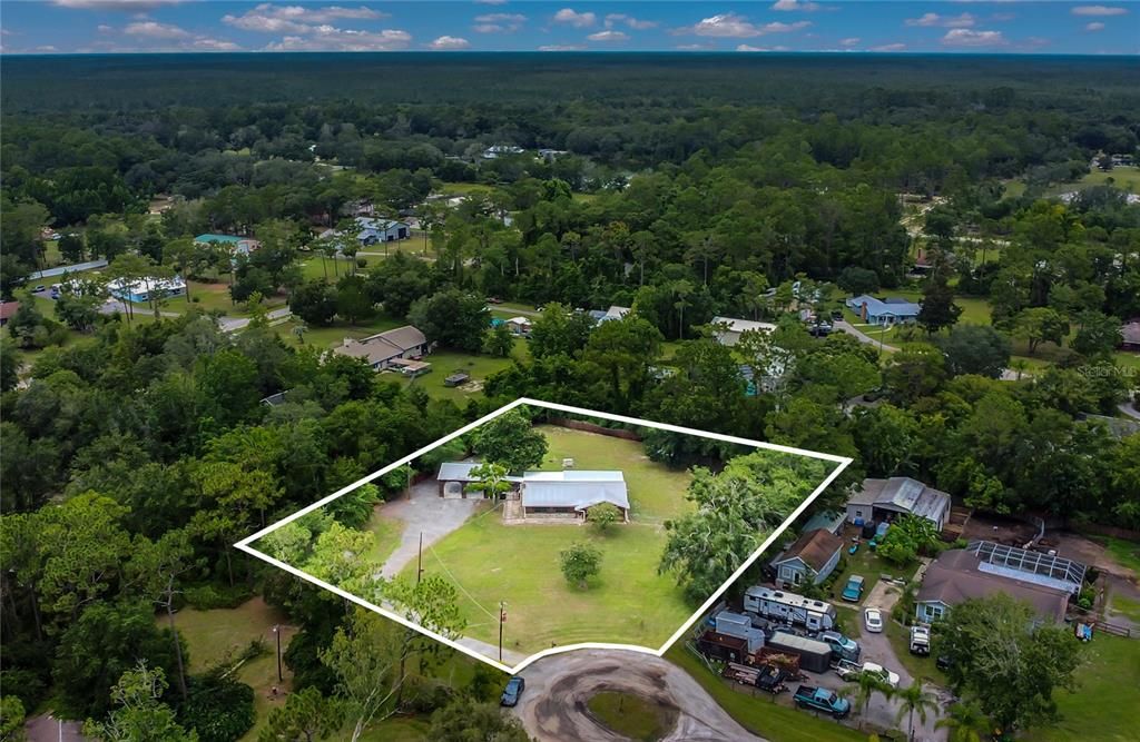 For Sale: $405,000 (2 beds, 2 baths, 1706 Square Feet)