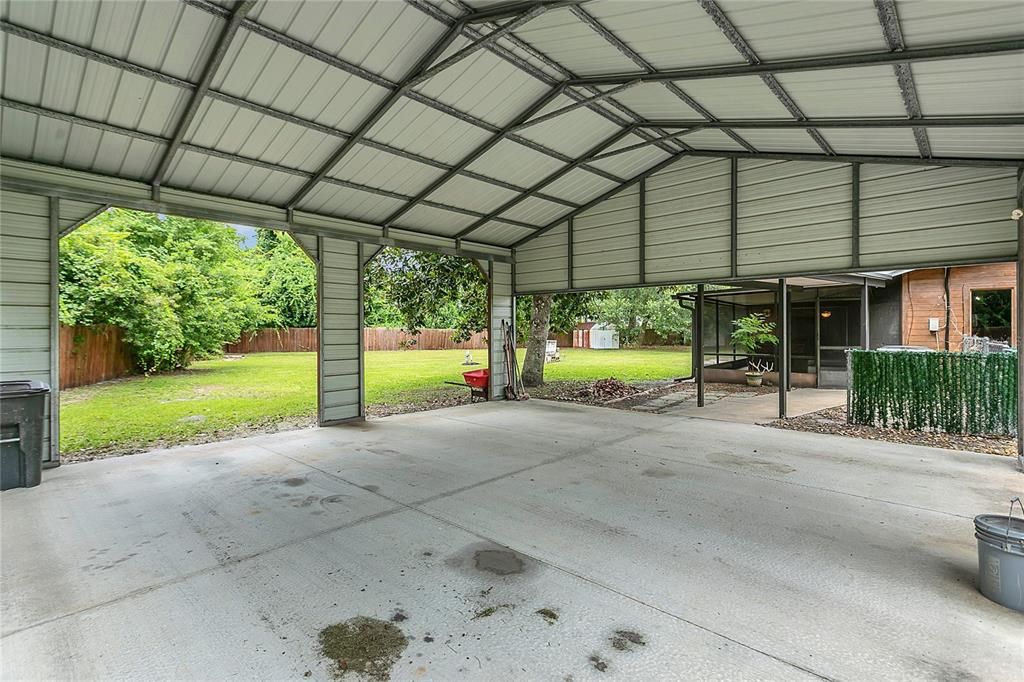 For Sale: $405,000 (2 beds, 2 baths, 1706 Square Feet)