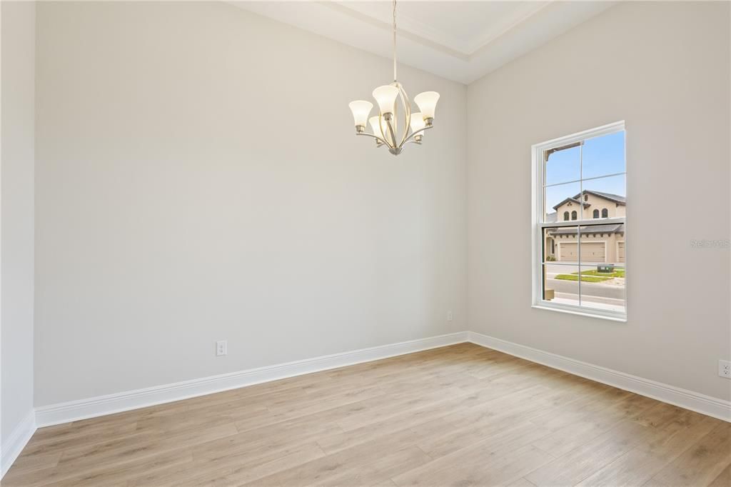 待售: $884,990 (5 贝兹, 4 浴室, 3899 平方英尺)