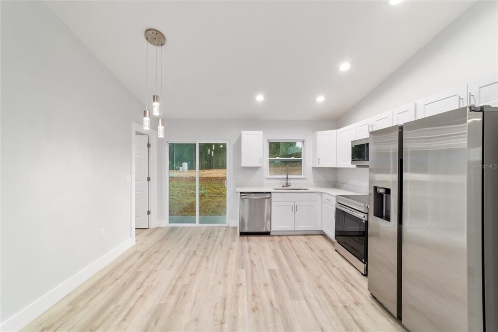 En Venta: $197,900 (3 camas, 2 baños, 1058 Pies cuadrados)