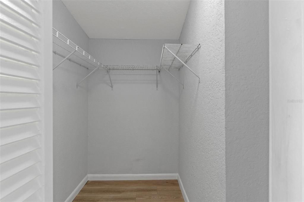 Activo con contrato: $309,000 (4 camas, 2 baños, 1520 Pies cuadrados)