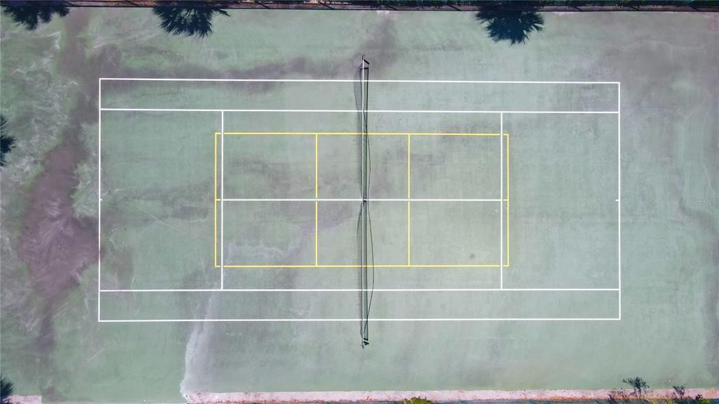 Под контрактом: $225,000 (3 спален, 2 ванн, 1140 Квадратных фут)