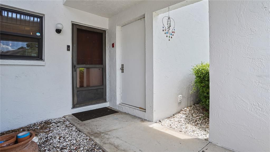 Под контрактом: $225,000 (3 спален, 2 ванн, 1140 Квадратных фут)