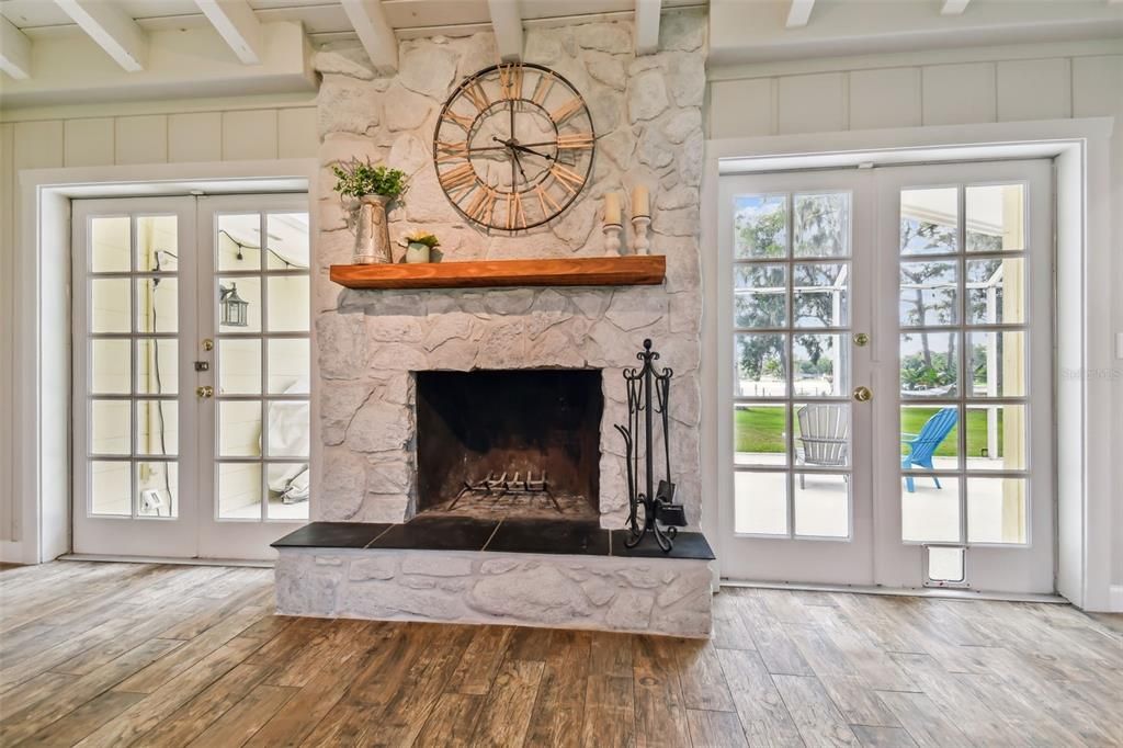 Active With Contract: $715,000 (3 beds, 2 baths, 2413 Square Feet)