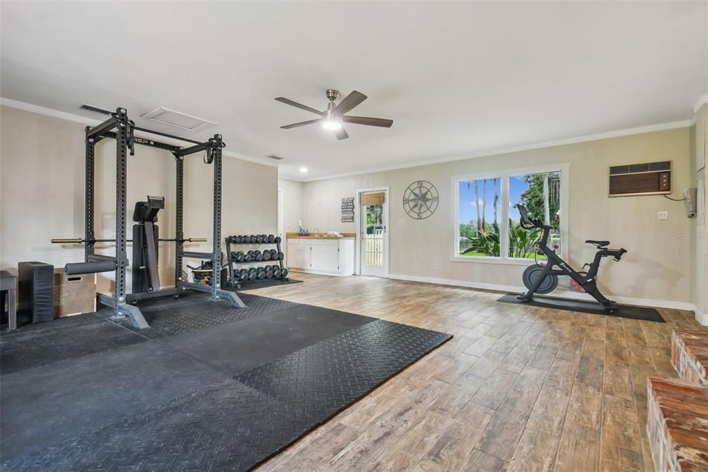 Active With Contract: $715,000 (3 beds, 2 baths, 2413 Square Feet)