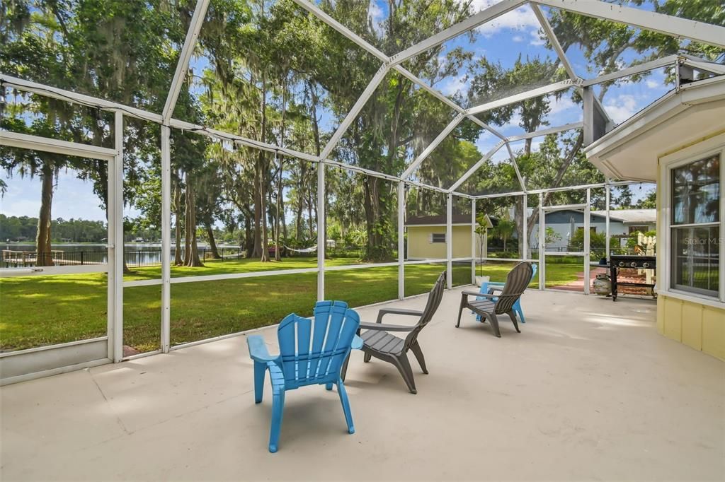 Active With Contract: $715,000 (3 beds, 2 baths, 2413 Square Feet)