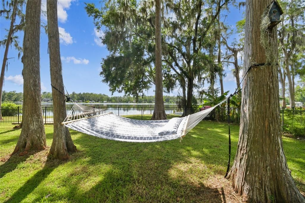 Active With Contract: $715,000 (3 beds, 2 baths, 2413 Square Feet)