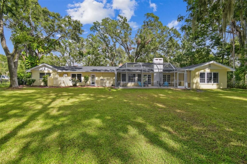 Active With Contract: $715,000 (3 beds, 2 baths, 2413 Square Feet)