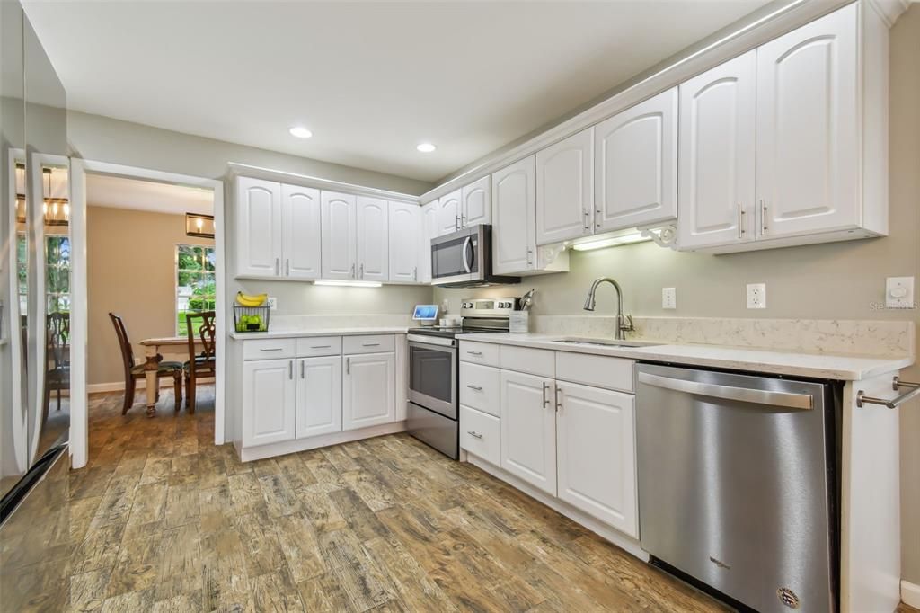 Active With Contract: $715,000 (3 beds, 2 baths, 2413 Square Feet)