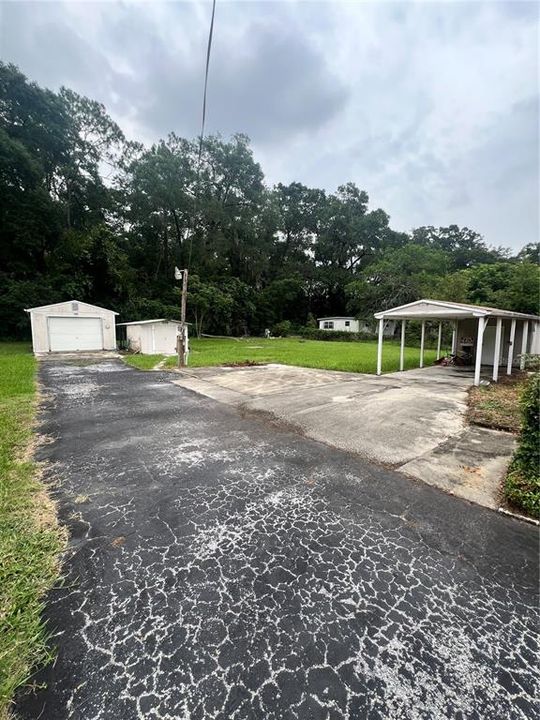 Active With Contract: $225,000 (2 beds, 2 baths, 1269 Square Feet)